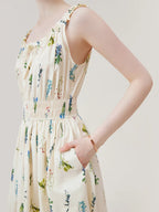 Elegant Sleeveless Floral Midi Dress