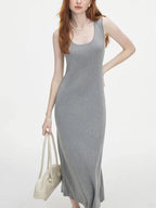 Elegant Sleeveless Midi Dress