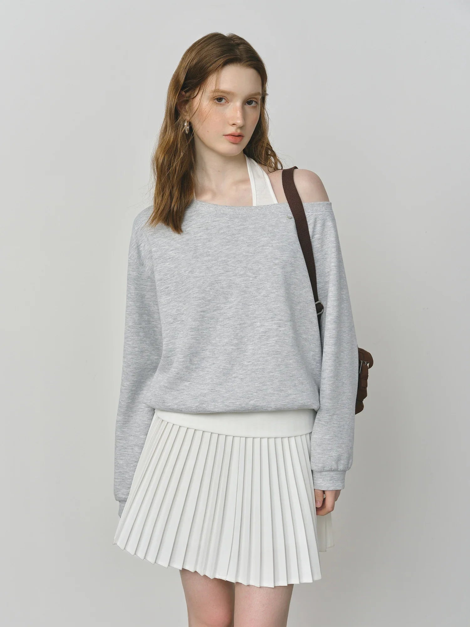 Chic Oblique Shoulder Sweatshirt